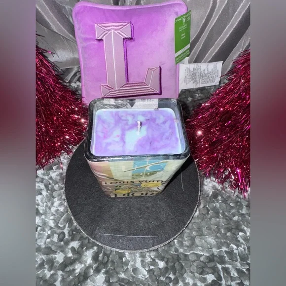 Soy Hand Made Spa Day Scented Candle - Lavender, Peppermint, & Eucalyptus - Picture 6 of 7